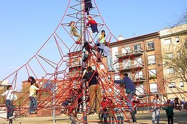 smb-piramide-de-cuerda-09-22-120-vista-02